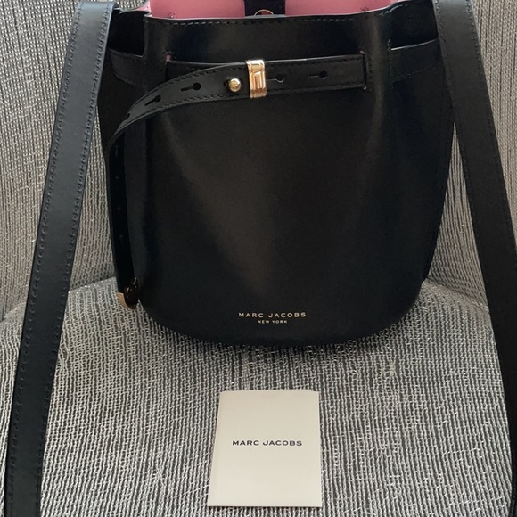 authentic Marc Jacobs leather bag - Picture 7 of 16